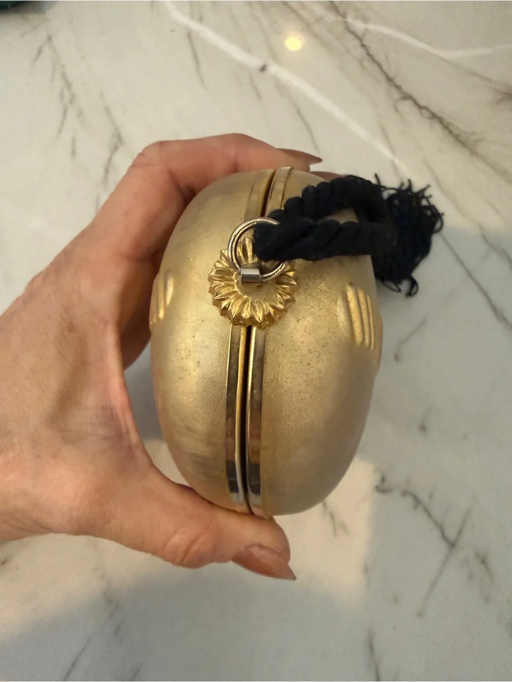 Vintage Gold Embossed Oval Clutch - Elegant Women's Evening Bag